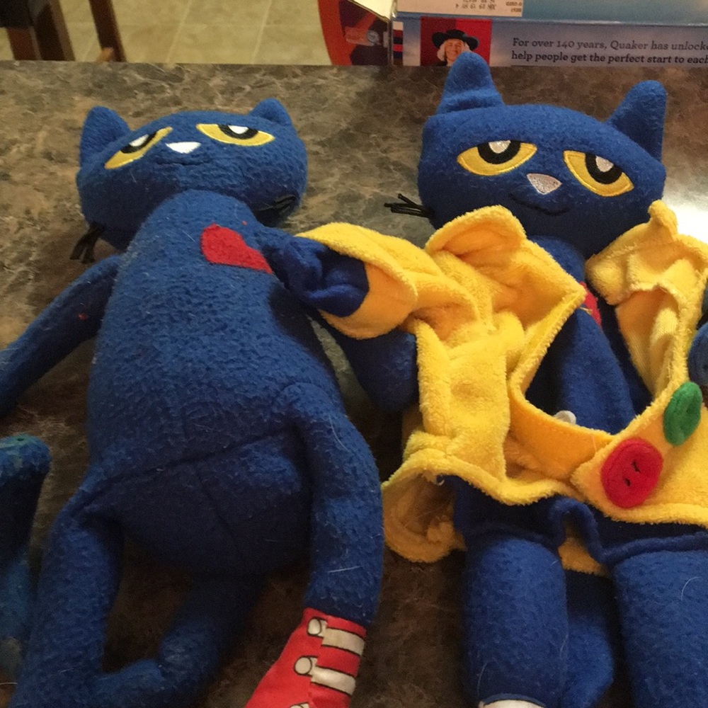 Pete the cat stuff animals
